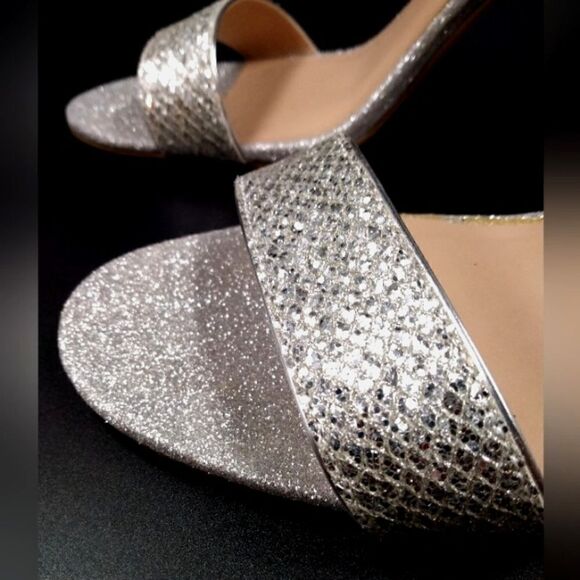 Call it Spring Sparkle Silver High Heel Shoes SZ 10 Formal Party Open Toe - Picture 10 of 16